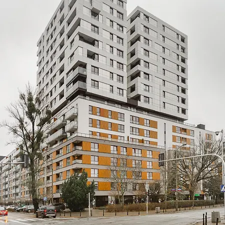 Apartmán Premium In The Center Of With Free Parking & Balcony