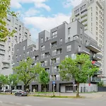 Premium In The Center Of With Free Parking & Balcony Warszawa