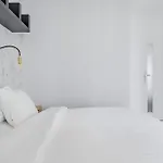 Premium In The Center Of With Free Parking & Balcony Apartament Warszawa
