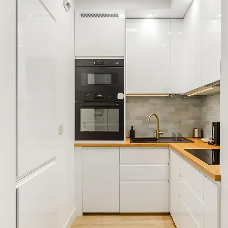 Premium In The Center Of With Free Parking & Balcony Appartement