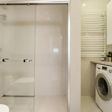 Premium In The Center Of With Free Parking & Balcony Varsovie