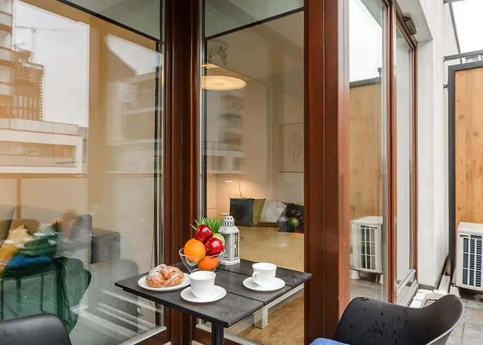 Premium In The Center Of With Free Parking & Balcony