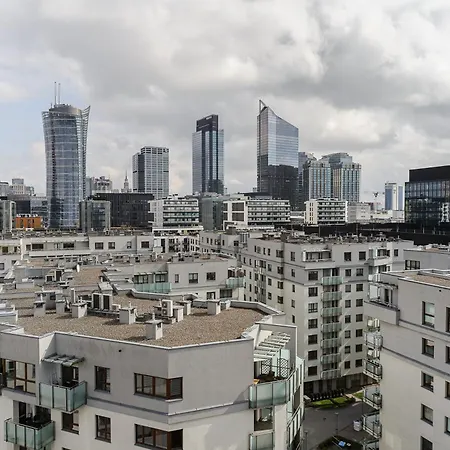 Premium In The Center Of With Free Parking & Balcony Apartment