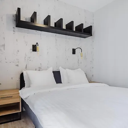 Апартаменты Premium In The Center Of With Free Parking & Balcony Варшава